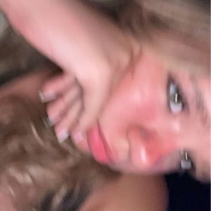 Meet your Posher, Kazia